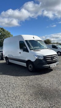 MERCEDES-BENZ SPRINTER